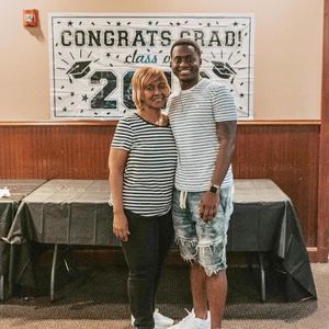 Meet your Posher, Bryant